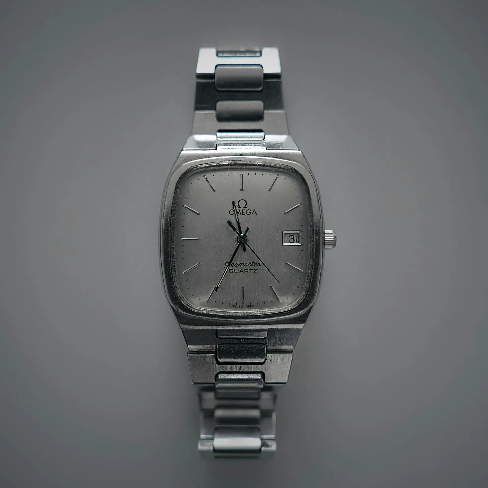 Quartz Watch Ticking – Vintage Timepiece Vintage quartz watch ticking with a close-up view of the dial and bracelet