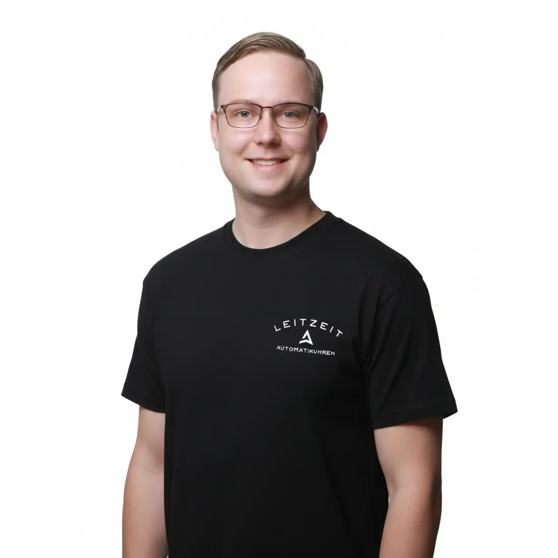 Founder of Leitzeit wearing a branded t-shirt, representing the vision and values behind a mechanical watch brand