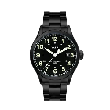 Vaer C5 tactical field watch with black PVD case, 24-hour dial, and stainless steel bracelet 