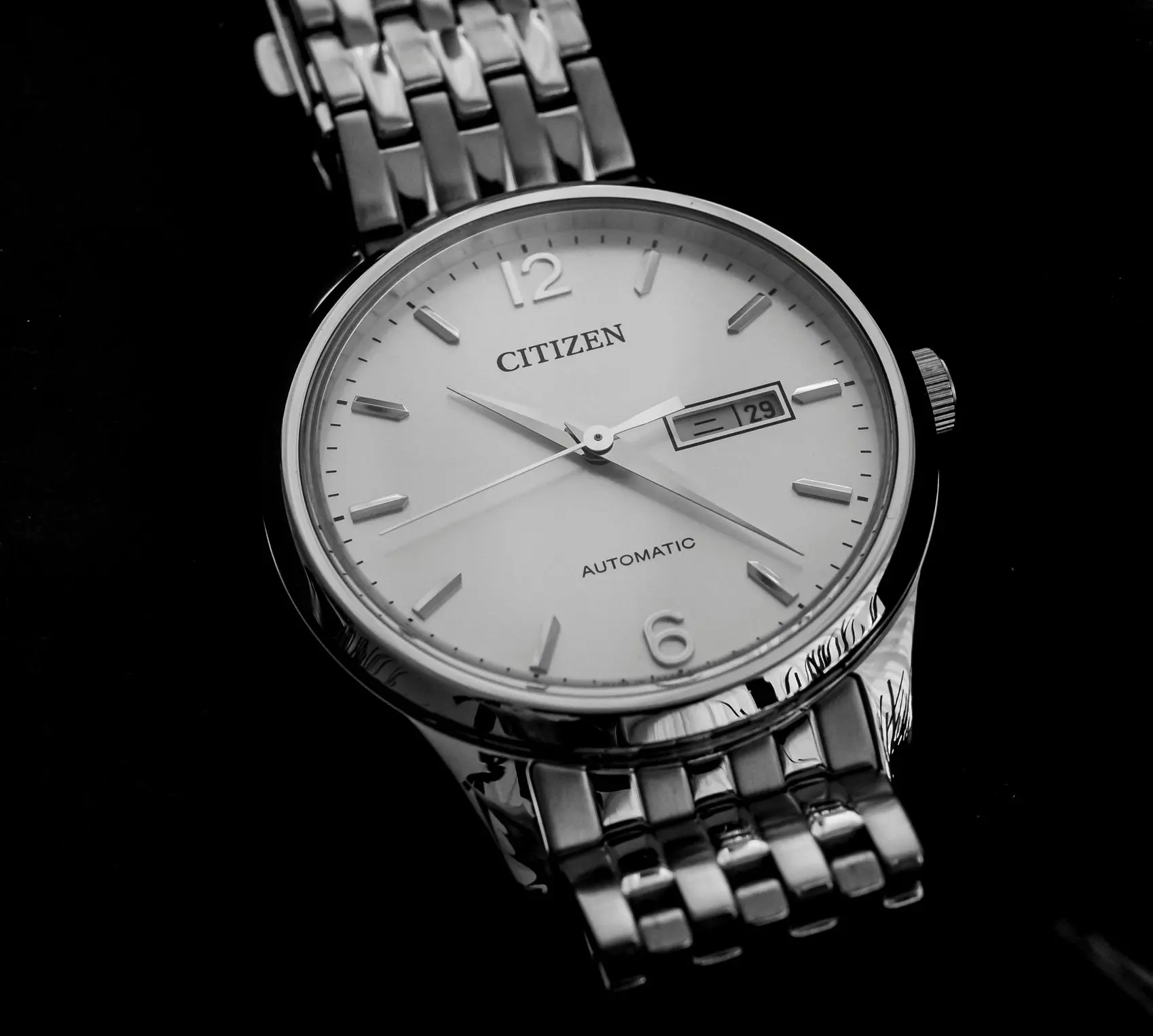 Citizen Mechanical Classic Series Automatic Dress Watch with Day-Date Citizen Mechanical Classic automatic watch with white dial and stainless steel bracelet