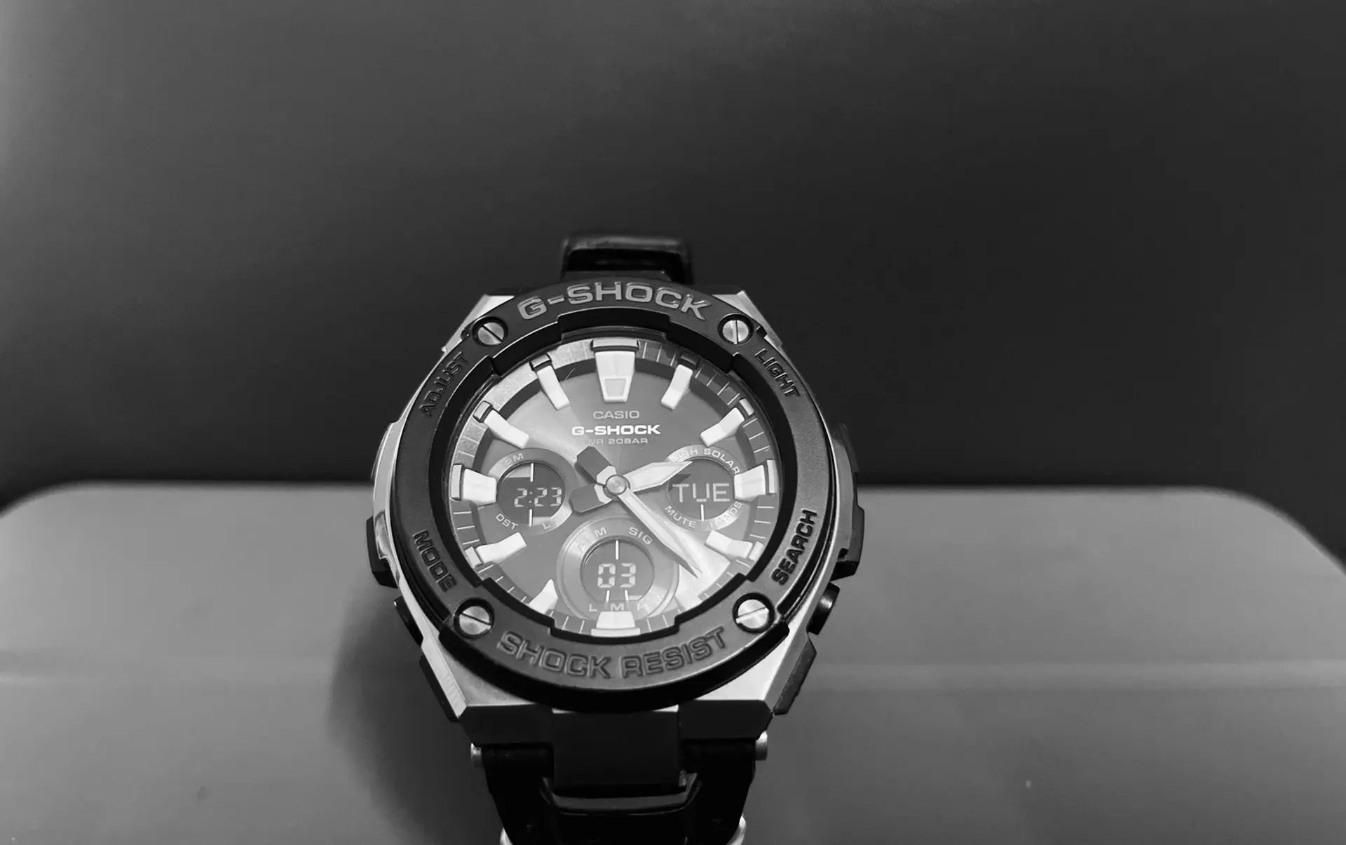 Casio G-Shock Military Tactical Analog Digital Watch Casio G-Shock military tactical analog digital watch with black rugged design
