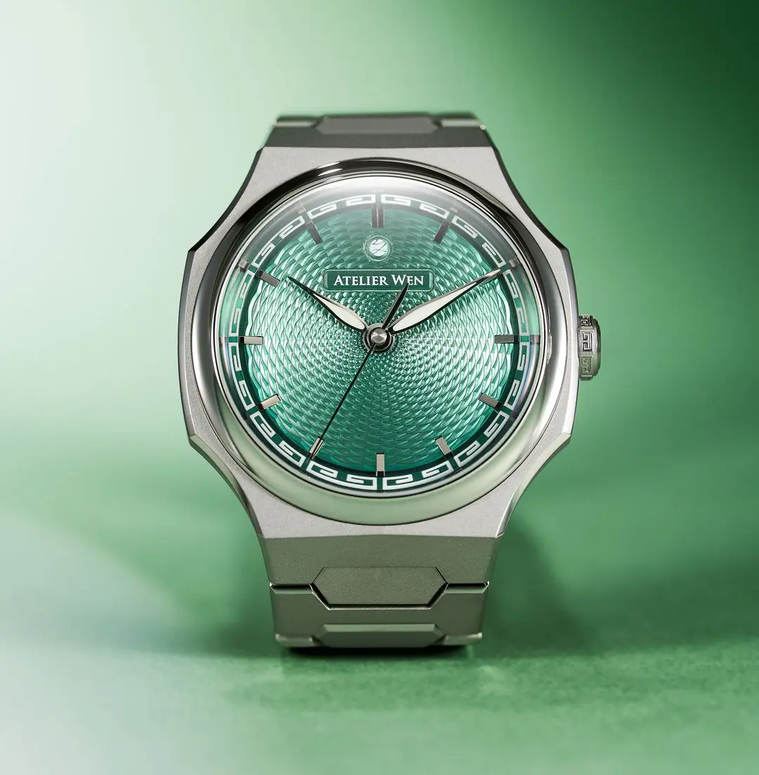 Atelier Wen Perception V3 Yún Bamboo Green Hand-Guilloché Watch Atelier Wen Perception V3 Yún bamboo green hand-guilloché dial