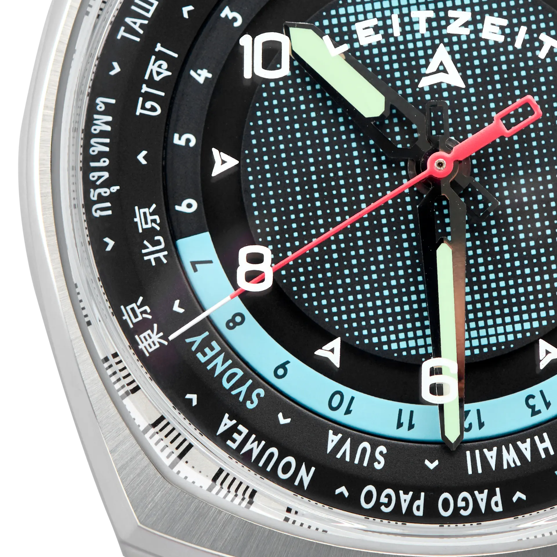 Axis Mundi Worldtimer hands with Super-LumiNova® and red seconds hand
