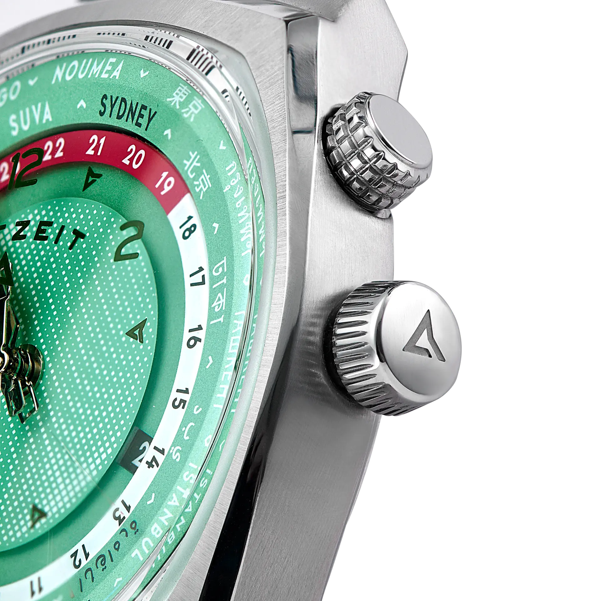 Axis Mundi Worldtimer Tropic Green dial with two crowns for time, date and worldtime adjustment